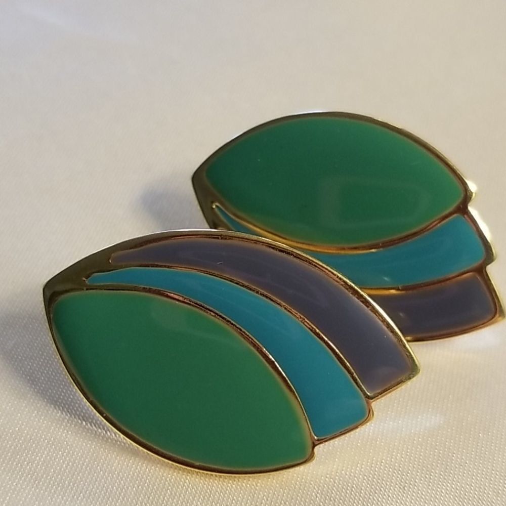 Vintage 80's clip-on earrings